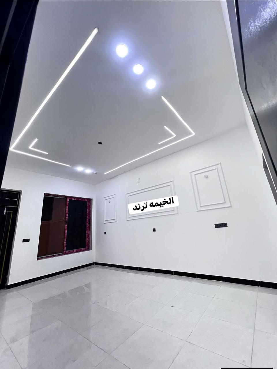 جبنالكم 🫵بيت 🏠العمر👌
دار للبيع مساحه 150 متر 
حي الجهاد مربع ديوان مخابرات 

خمس غرف نوم 😴 
كراج حديقه صاله مطبخ حولي مع صاله داخليه 

وغرفه نوم 🛌 في الطابق الأرضي 

الطابق الثاني 
ثلاث غرف نوم مع حمام 🛁 

طابق ثالث 
غرفه بيتونه صطح للاستفسار 👇
***********
