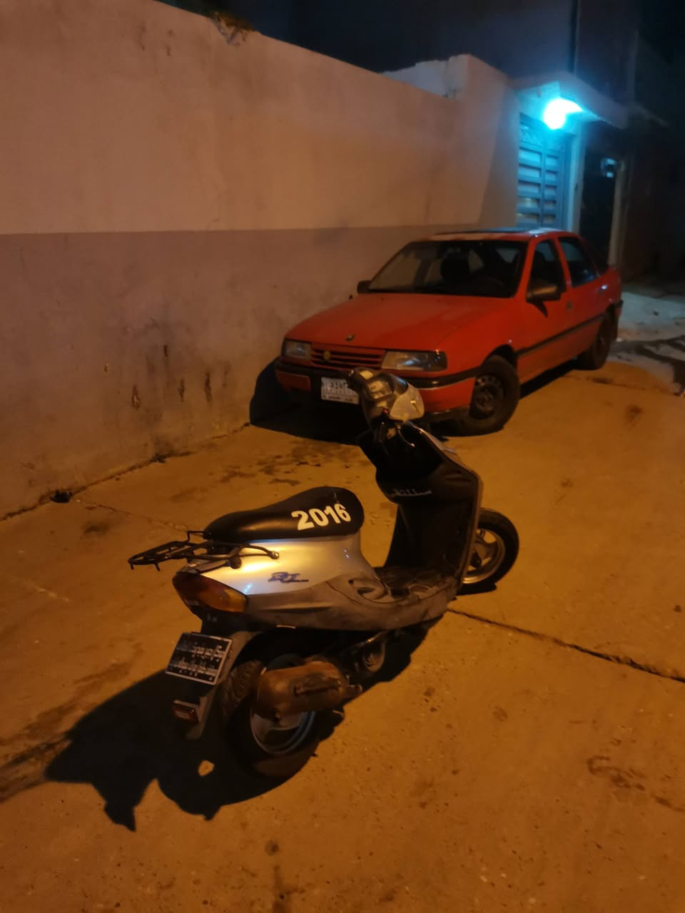 سلام عليكم ماطور نحله ٩ زروف شرط ما مفتوحه المكينه بس قبق هندر مفتوح ما بي  صوت اكسن السعر ٤٥٠ وبي مجال


**إذا كنت صاحب هذا الإعلان وتريد حذفه لأي سبب، رجاءا أرسل رسالة إلى الدعم الفني**