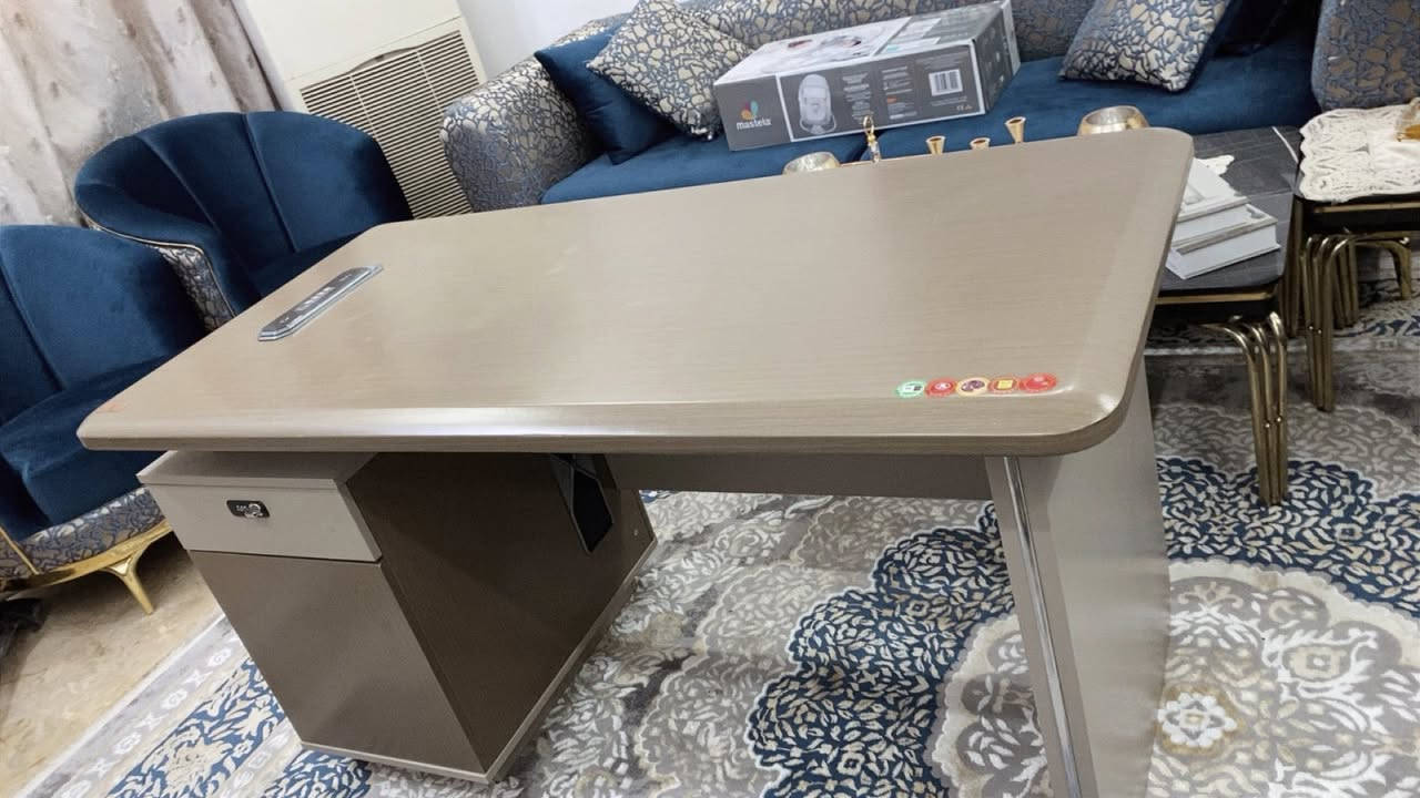 السلام عليكم متوفر اثاث مكتبي للبيع   سعره 250
العنوان بغداد علي الصالح 

للتواصل على الرقم ***********
