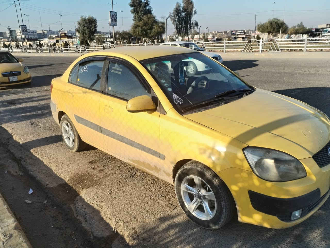 للبيع كيا ريو رقم بغداد 2009بسمي فول مواصفات ابرايد محرك وكير شرط تبريد ثلج ضرره الجاملق الكدام اليمين والجاملق الخلفي اليسار بيه ضربه بل التكمه السعر 75 رقم الهاتف ***********اسيا ***********
