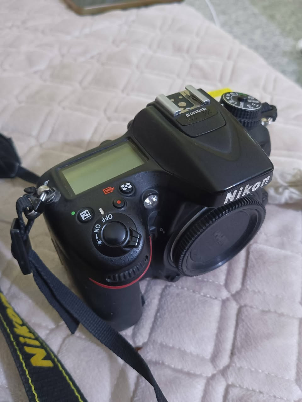 نيكون 7100 للبيع مع عدسة 55-300 بسعر 525 وياه كارتونه وكلشي موجود بصور من ملحقات شاحنة بطاريتين وفلاش ومعدات كاملة


**إذا كنت صاحب هذا الإعلان وتريد حذفه لأي سبب، رجاءا أرسل رسالة إلى الدعم الفني**