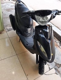 دراجه ماكس عدله (للبيع) نضافتها 95% مثل ماواضحه بلصور الدراجه فول سرعه...