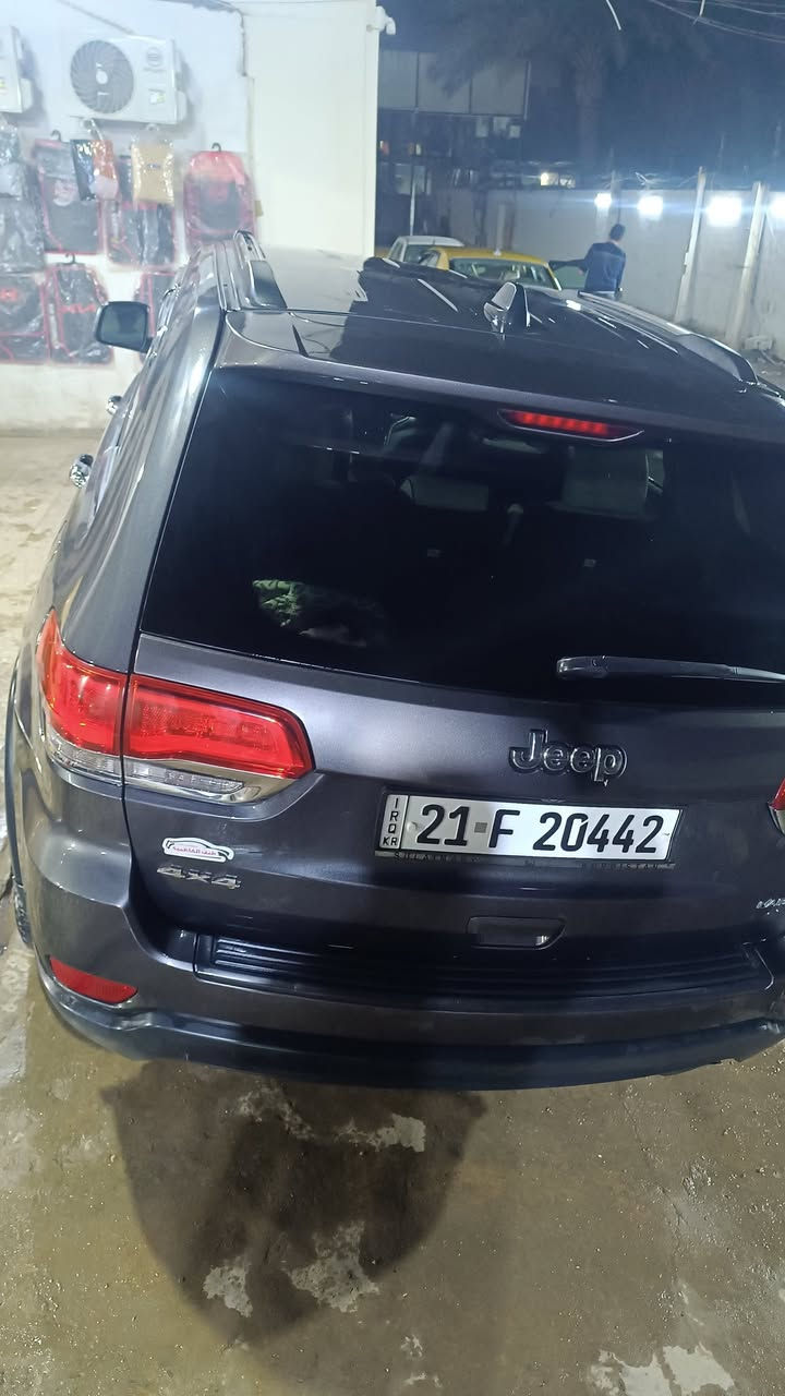 جيب لاريدو موديل 16 امريكي كلين سيارة شرط محرك كير ممفتوح بسمي كلش حلوه السيارة حدادية جديدة خلفي امامي مراوس هم ترهم مكان سيارة بغداد الكاضمية السعر 205رقم***********
