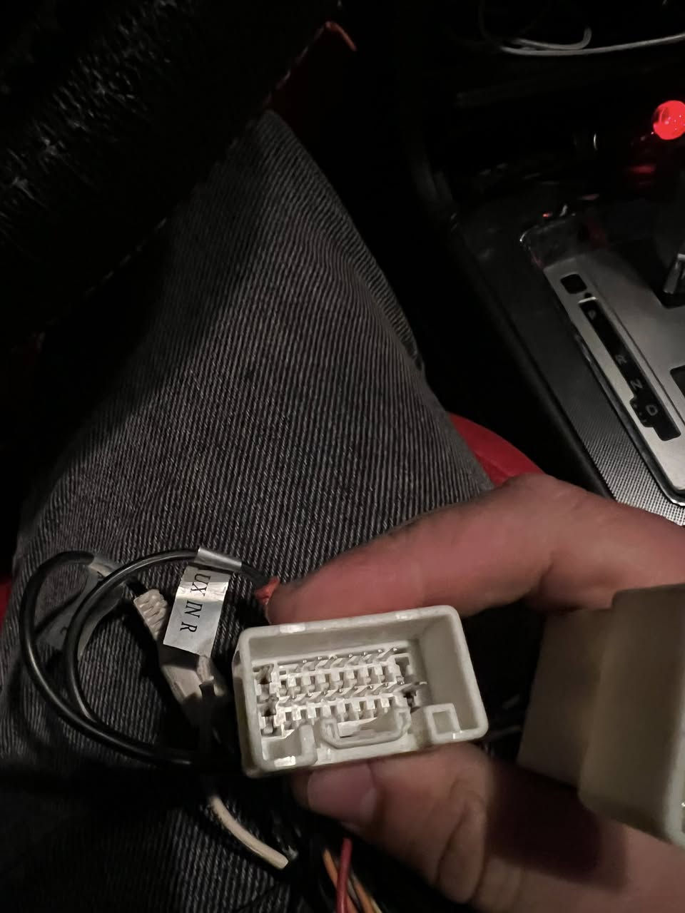 سلاو هاوریان کانبازی شاشەم بۆ هاتووەتەوە
تایبەت نە سەیارەی gtو gls و سەیارە ئیمپیفایەرەکان
نرخی ٣٠ هەزارە
ئیتاری شاشە لۆک بە ٢٠ هەزارە
ئیتاری شکل بیلادی ١٥ هەزار
گەیاندن بەردەستە
سلام عليك موجود كانباز مال سیارە بیلاد ئیمپیفایەر
٣٠ الف توصيل موجود
***********
