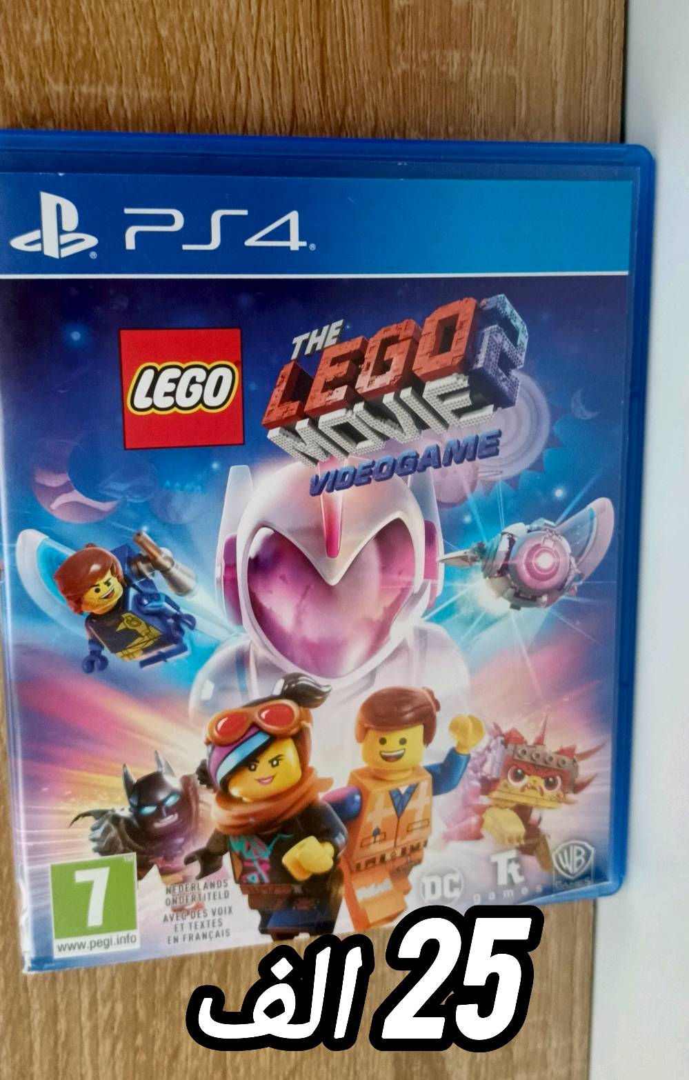 اقراص نضيفة 90% مع خدوش بسيطة و ضمان ان الاقراص تعمل 100% و مع الحافظة الاصلية و الصور الاصلية ما عدا GTA 5 الصورة مستنسخة لكن بجودة متوسطة و الاسعار غير قابلة للزيادة او النقصان