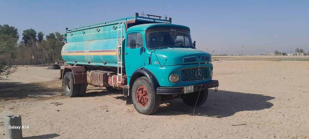 ابوردين موديل 75 رقم انكليزي سنويه جديده بسمي كير مكينه اكسل بريك هوا سياره مابيها اي نقص المكان بصره الزبير سعر 25مليون  بيها مجال بسيط ***********

