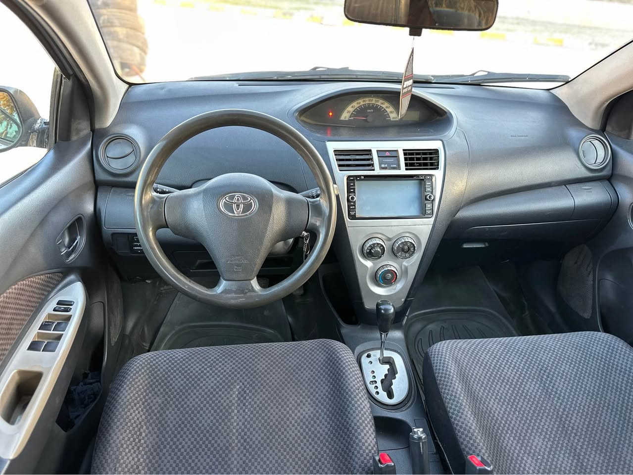 تويوتا يارس    ،،،،،،،،  2008  ***. فول للفول

                                                84   $              

      ***********   📞*** *********** 📞

موديل:٢٠٠٨
العداد: ٢٠٠ كم  
مواصفات : خليجي اعلى فئة 
-كير اتوماتيك
-يدات نيكل
-جامات كهربائي 
-نيظام ABS
-جامات هيتر
-كلات كوشن  و DVD
-تبريد لمس
-سويج كونترول 
-بلاجيكتور
-مرايات كهربائية
-دبل ايرباك
-محرك جبير 
-تدفئة + تبريد 
ع سلف
- شاشه
-كاميرا
-خمس ويل كب 
-حساسات 
خلفي
-٢ سويج شريكة 
-
-سيارة :  
كلين 
* بدون صبغ 
* بدون بارد 
* بدون تبديل
_* بدون اي شي 
شرط 
-كير محرك: مامفتوح شرط
لوك
-دهن كير محرك 
جديد
باتري جديد
كهربائية ع شريكة
-رقم سليمانية
-هززه وبراد 
كله جديد
سنويه جديد 
لحد ٢٠٢٥
-كابون بانزين 
-سياره لوك 

سعر :   ٨٤    
مكان : قرهنجير 

رقم :
***********      📞              واتساب  *********** كركوك, العراق
