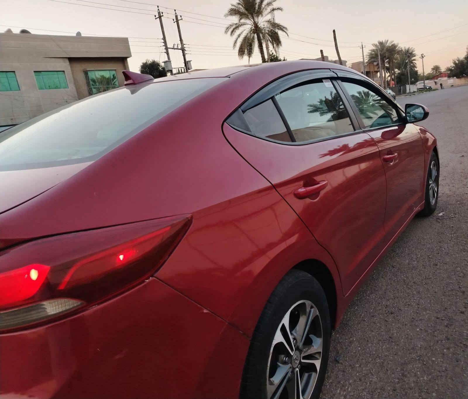 االسلام عليكم النتره 2017 نضيفه وجاهزه من كلشي مكينه 2000 دوش ستندر كير ايتي ستندر حجر بيئه ستندر لغود شواصي سلبمه دواخله سليمه  حداديه  تبريد ثلج صبغ بيهه قطعتين ونصف رقم بغداد 
ساكن بغداد الكرخ السعر 117
 ***********
