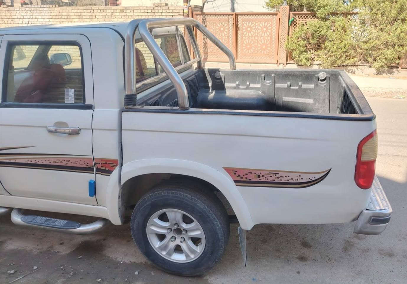 السلام عليكم
بيكب شيري  2012
 محرك. كير. شاصي. مكفولات
مكفولة من الضربة والكص
حدادية جيدة جدا
رقم بغداد انكليزي
مكانها بغداد
السعر  ٥٢
للأستفسار *********** متوفر اتصال. وات ساب. تلكرام
