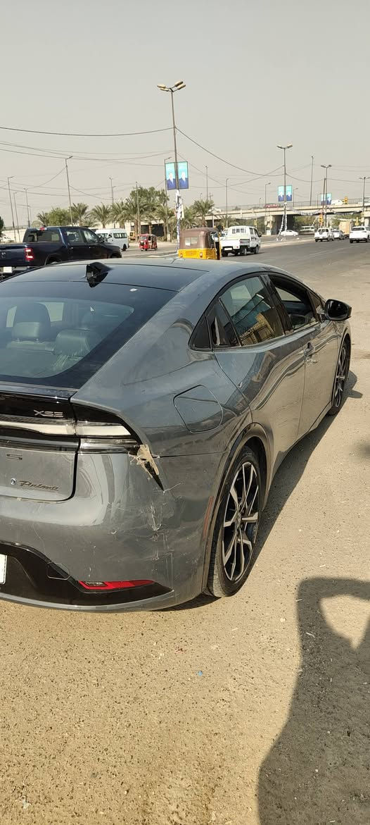 بريوس 24 سمنتي حادث مرفق بصور السعر 170بلكن ثلاث انظمه مكن بغداد***********
