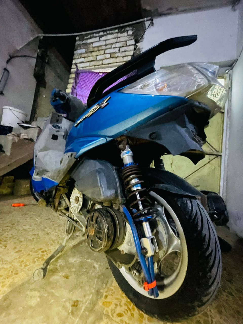 سلام عليكم سكنس فحل للبيع برغي ما مفتوح بيهة صاله شهر نازلة من الرمبة 58ونص بلادي بيهة كلجات بيهة دبلات خلفية بيها سلف رياضي الدراجة هاون العنوان بغداد للستفسار ***********
