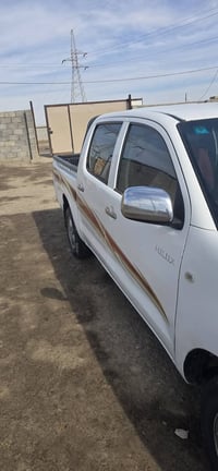 هايلوكس • ٢٠١٠ • كير عادي