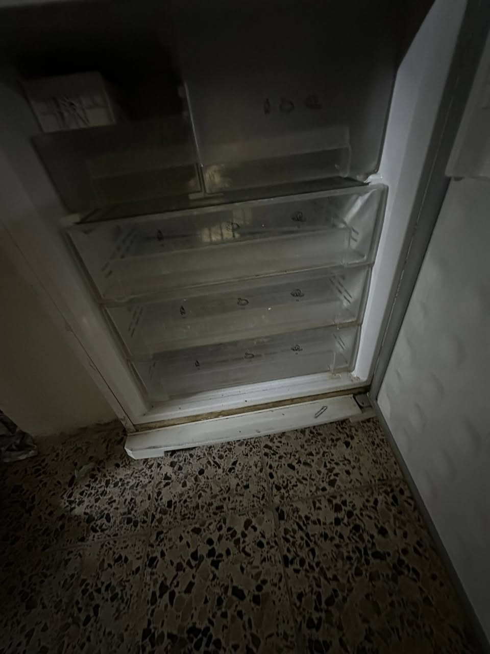 كلش مابيه جديده بس ماعندي مكان اريده 550


**إذا كنت صاحب هذا الإعلان وتريد حذفه لأي سبب، رجاءا أرسل رسالة إلى الدعم الفني**