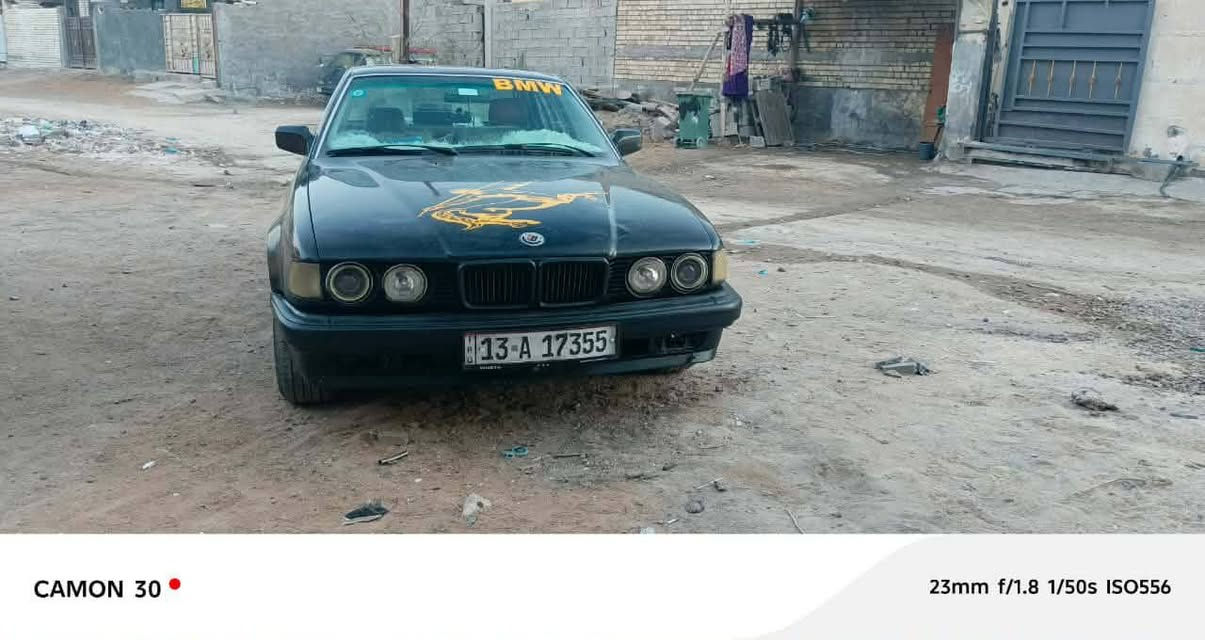 السلام عليكم بي ام 735 جير ومحرك خير من الله سياره حلوه فقط نقصها تبريد والكابلخليه النحل غرفه مال سياره حلوه كلش كهربائيات كلها شغاله سياره جاهزه رقم انجليزي مشروع وطني ميسان السعر ٤٠ وبيها مجال  *********** ومراوس حسب القناعه
