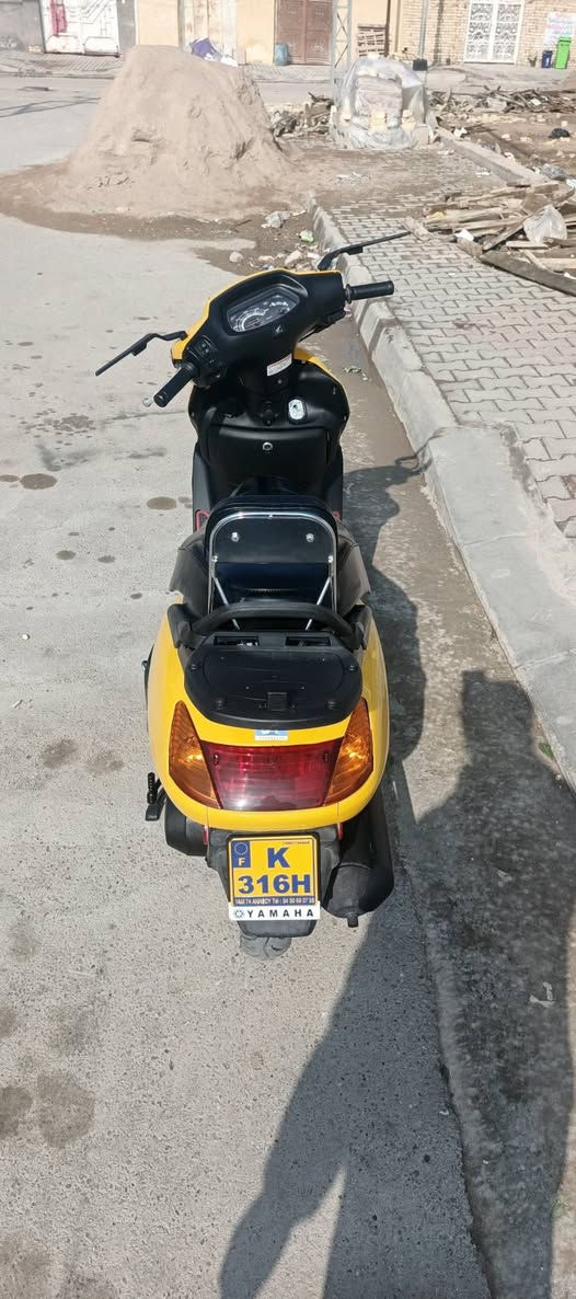 سلام عليكم سبيسي ياباني نضيفه سلف هندر مكينه ناعمه مفتوحه مره سلف هندر كله شغال سعرهة 700 وبيهة مجال او مراوس مكاني كوت انوار الصدر شراي يتصل ***********
