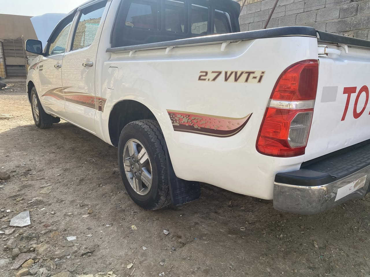 السلام عليكم بيكم للبيع موديل 2009رقم بغداد كير عادي سياره نضيفه خير من الله مال جناي  بنيد مبدل وشويه من القمره وبالجاملغ  امامي  بي بارد المكان ذي قار شطره   شاصي 19 رقم الموبايل مكلف بالنشر الشراي يتصل على راعيها ويدلل ‭٠٧٧٤ ١٨٦ ٠٨٨٠‬
