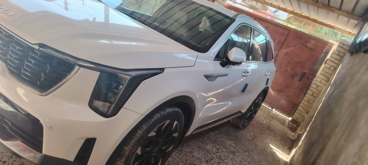 ((سلام عليكم))
للبيع كيا ((سورنتو 2024))
ماشية ((٣٨ الاف كم فقط))
رقم بغداد الجديد
مكينة ستة سلندر 
كفاله عامة
المواصفات :- 
ويل 20
بصمة تشغيل وابواب وجنطة
كامرة خلفية
((داتا شو))
كشنات قماش ومدوشم جلد طبق الأصل 
كشنات كهرباء 
كشنات الخلفيه قلاب كهرباء 
شاشة متصله
شفتات ستيرن 
تشغيل عن بعد 
حساسات 360 
ثلاث انظمة قياده 
شحن لاسلكي
منافذ تايبسي
بصمة عدد اثنين
بلوجكتر لد
مري شفط
جام اوتو تنزيل تصعيد ريموت  
ترحيب 
لد مخفي متغير الاوان 
سبعة راكب ((7))
الخ من المواصفات المعروفة …..
الاضافات :- 
مكان السيارة بغداد 
للاستفسار ***********
السعر 315
متواجد على واتساب ايضاً
