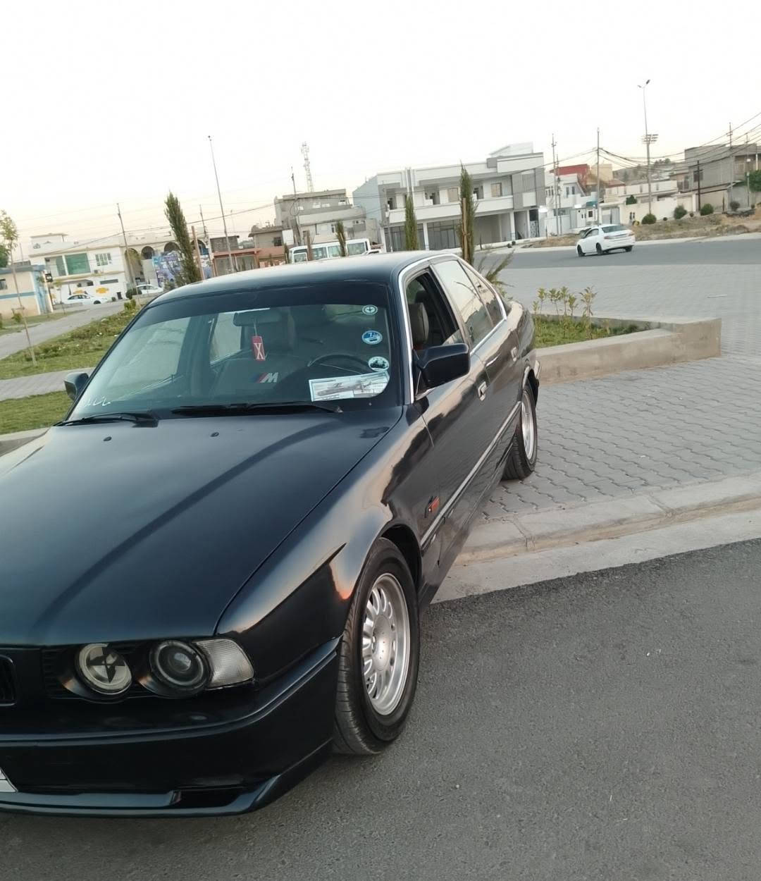 لبیع حجم بیلادی 520iمسكر مودیل 1991 👍
تبرید🥶👍
كیرعادیzf👍
لایت فانوص👍
جام كهربائئ بدون ضربه و خیاس 
بخ عام جمالی فقط تخم امامی خلفی جدید👍
رقم نینوی مشروع وطنی ل2029شرت تحویل👍
کیرمحرك شرت كهربائئ كلها شغال بدون مسرف 👍
كشن جلد بجم عریض👍
***********وتساب موجود👍
***********
مكان قضاء بردراش
سعر51$مجال بصیط👍
