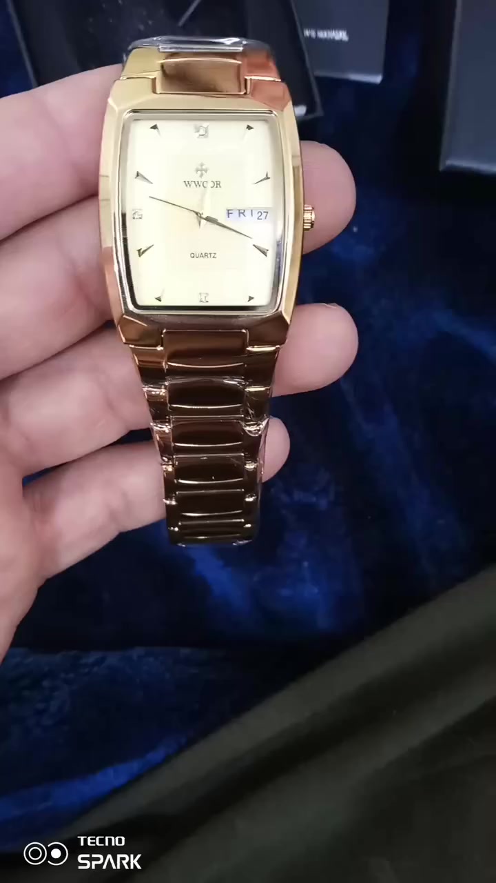 السلام عليكم 
ساعة يدوية الانتاج صيني 
التفاصيل داخل الفيديو 
السعر مع التوصيل 15.000
تحياتي للجميع


**إذا كنت صاحب هذا الإعلان وتريد حذفه لأي سبب، رجاءا أرسل رسالة إلى الدعم الفني**