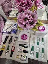 بكج اكرلك • اصباغ • مواد باقيه