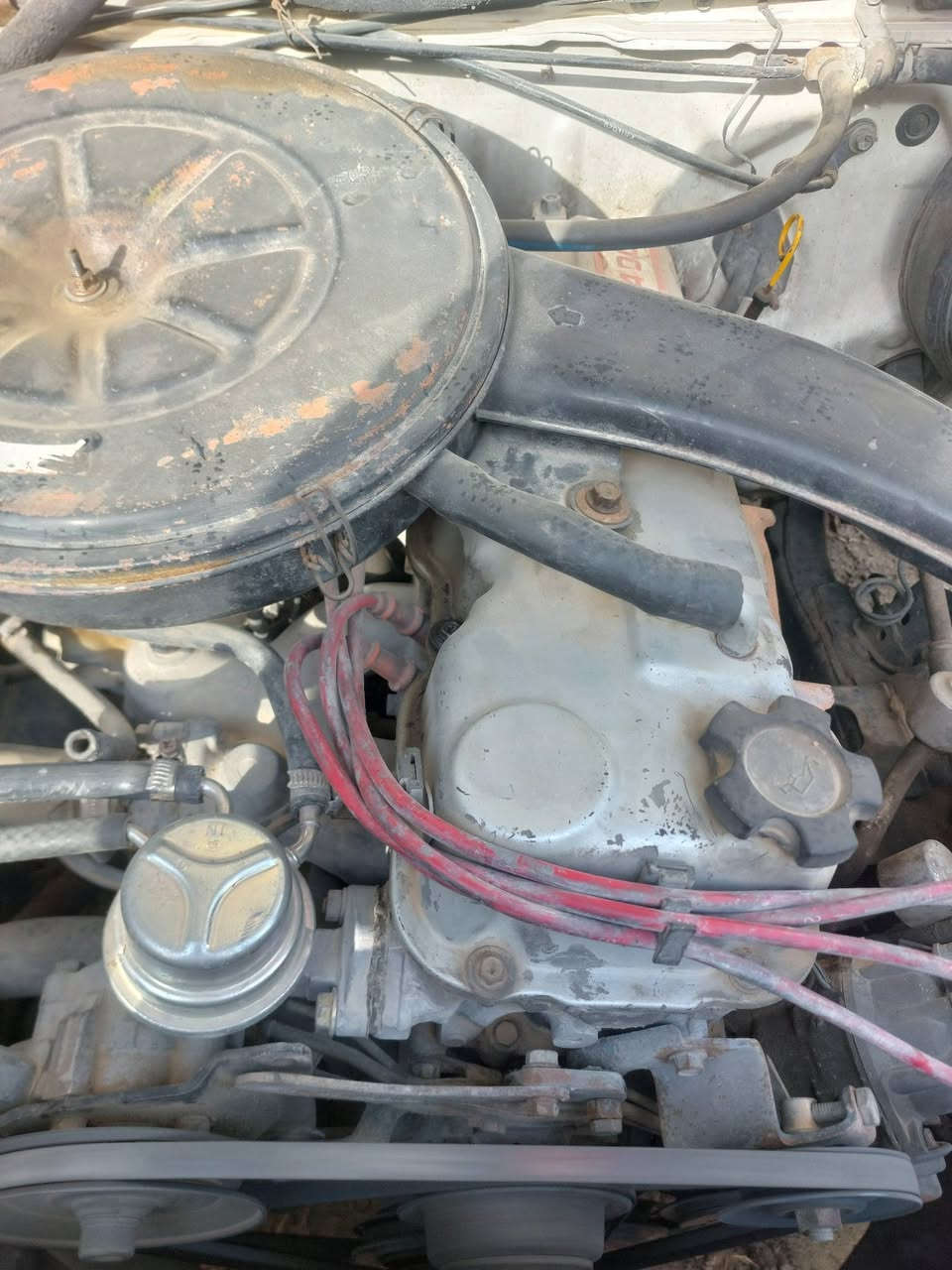 السلام عليكم ورحمة الله وبركاته نيسان شبوط للبيع السعر ٧٠ رقم انكليزي انبار مشروع وطني مصبوغه حزام والباقي مكفول تبريد مكان السيارة ديالى صاحب السيارة الشرعي من ديالى تحويل مباشر سنويه لغايه ٢٨ باقي التفاصيل *********** تحياتي للجميع
