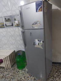 سبلت وادي 2طن للبيع اخو جديد 650وبي مجال وثلاجه نظيفه ب 200الف +كاروك ...