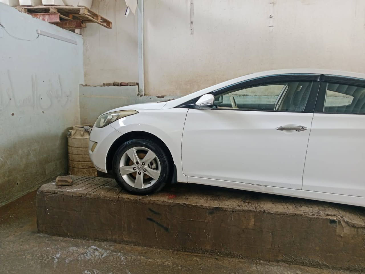 سلام عليكم من رخصت صاحب الكروب المحترم 
النترا مديل 12 مكفوله مكينه وكير وحداديه تبريد تختم تاير غرفه جديده رقم كربلاء انكليزي باسمي سنويه ل31 هزه جديده سياره ما عايزه برغي بمعنى الكلمه ما عايزه برغي عل استعمال ايد وحده سياره بيها 3قطع بدون دواخل مكانها نجف الاشرف 
***********
***********
السعر 115وبيها مجال لشراي تحياتي.. اسف عل اطاله
