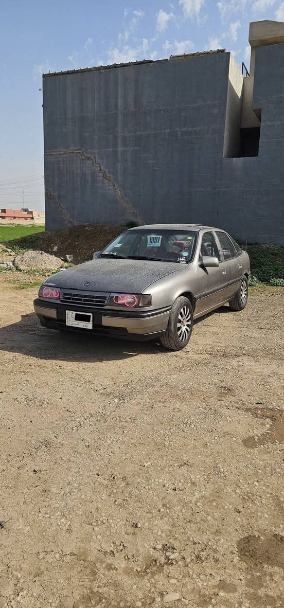 سلام عليكم
للبيع اوبل فكترا حجم 20
موديل 91
رقم نينوى الماني سنويه 2029 شرط التحويل
صبغ عام 
كير محرك شرط
السعر 30 ورقه
رقم الهاتف ***********
