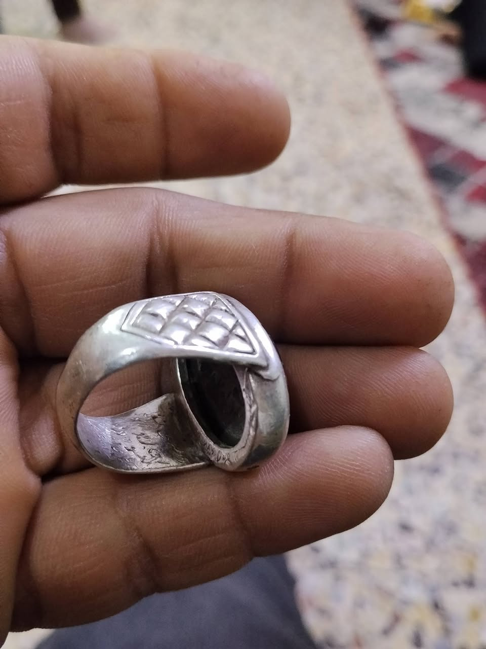 حجر صيني قديم منقوش عليه صياغة قديمة  المكان مدينة الصدر  السعر
125


**إذا كنت صاحب هذا الإعلان وتريد حذفه لأي سبب، رجاءا أرسل رسالة إلى الدعم الفني**