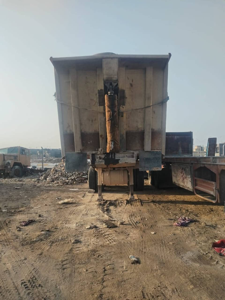 عربانة جابر ذرعة ٣٢ تايرات نص عمر السعر ٦٥ مكاني السماوة رقم  موبايل ***********
