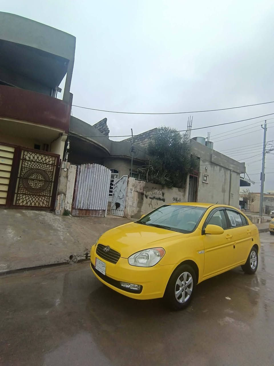 السلام عليكم اكسنت للبيع موديل 2010 رقم بغداد 11 مشروع وطني رقم  انكليزي كاربون بانزين هيئه 100 الف ضرر بوني السعر 95 وبيها مجال رقم. ***********   رقم ***********
