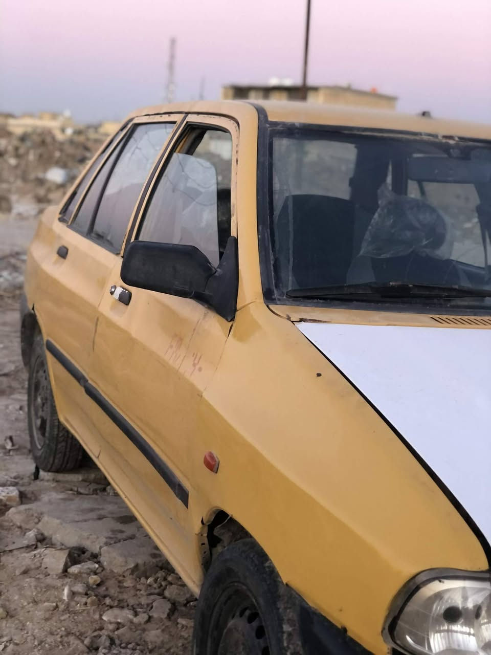 سلام عليكم ورحمة وبركاته سايبه مديل 2012البيع رقم كربلاء (مكاني كوت مركز مدينه) مكينه كايمه كير جديد سياره بيه رشات صبغ  دوشمه وفرشه جديده سعر 16 وبيه مجال الشراي نتصال عله رقم ***********الحد يراسل خاص ماجاوب
