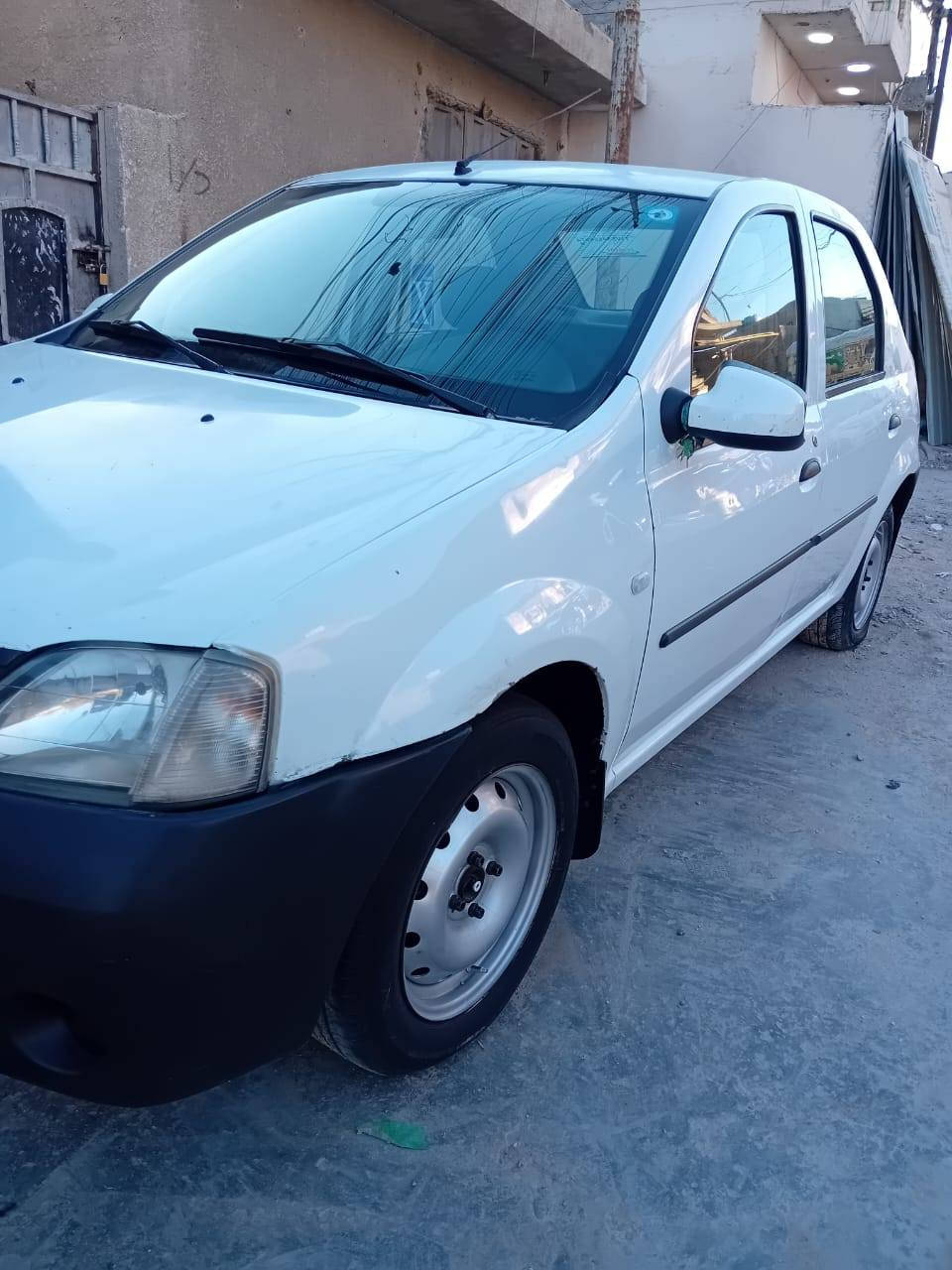 رينو لوكان للبيع موديل 2010مكينه وكير حاويه فرنسي صدر جديد قبل يومين بدلته 
مكفوله من الضربه وتبديل عدا الهلال الخلفي كهربايات بلاديه وكله شغله  سياره جاهزه وبلاديه 
رقم نكليزي بااسمي هزه حديد وشرط تحويل 
السعر سياره 50وبيها مجال للشراي مكاني بغداد الشعب ***********
