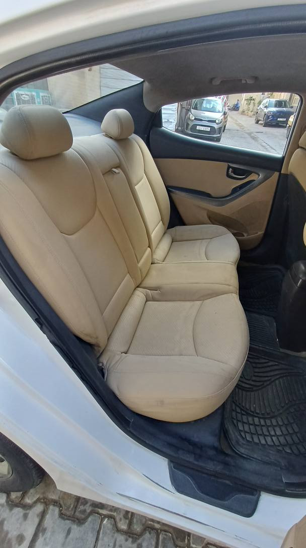 هونداي النترا ٢٠١٣ خليجي فول مواصفات
رقم شمالي
تبريد ثلج 
شاشة 
فتحة بالسكف 
مرايات كهربائية 
بصمة
بصمة باب
بيها صبغ رش اثر الجراد فقط
محرك ١٨٠٠ دوش بغداد, العراق


**إذا كنت صاحب هذا الإعلان وتريد حذفه لأي سبب، رجاءا أرسل رسالة إلى الدعم الفني**