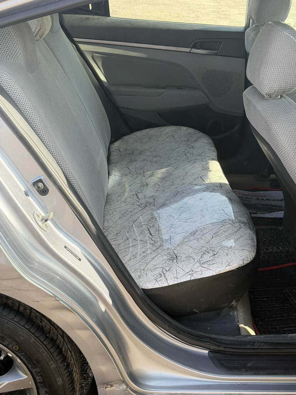 السلام عليكم للبيع النترا موديل 2017 وارد أمريكي حادث امريكة قطعتين وبل عراق قطعتين بدون دواخل سيارة جديدةكير مكينة كفالة صدر جديد تخم تاير جديد رقم بسمي مكاني بغداد السعر 111 وبيه مجال 
***********
