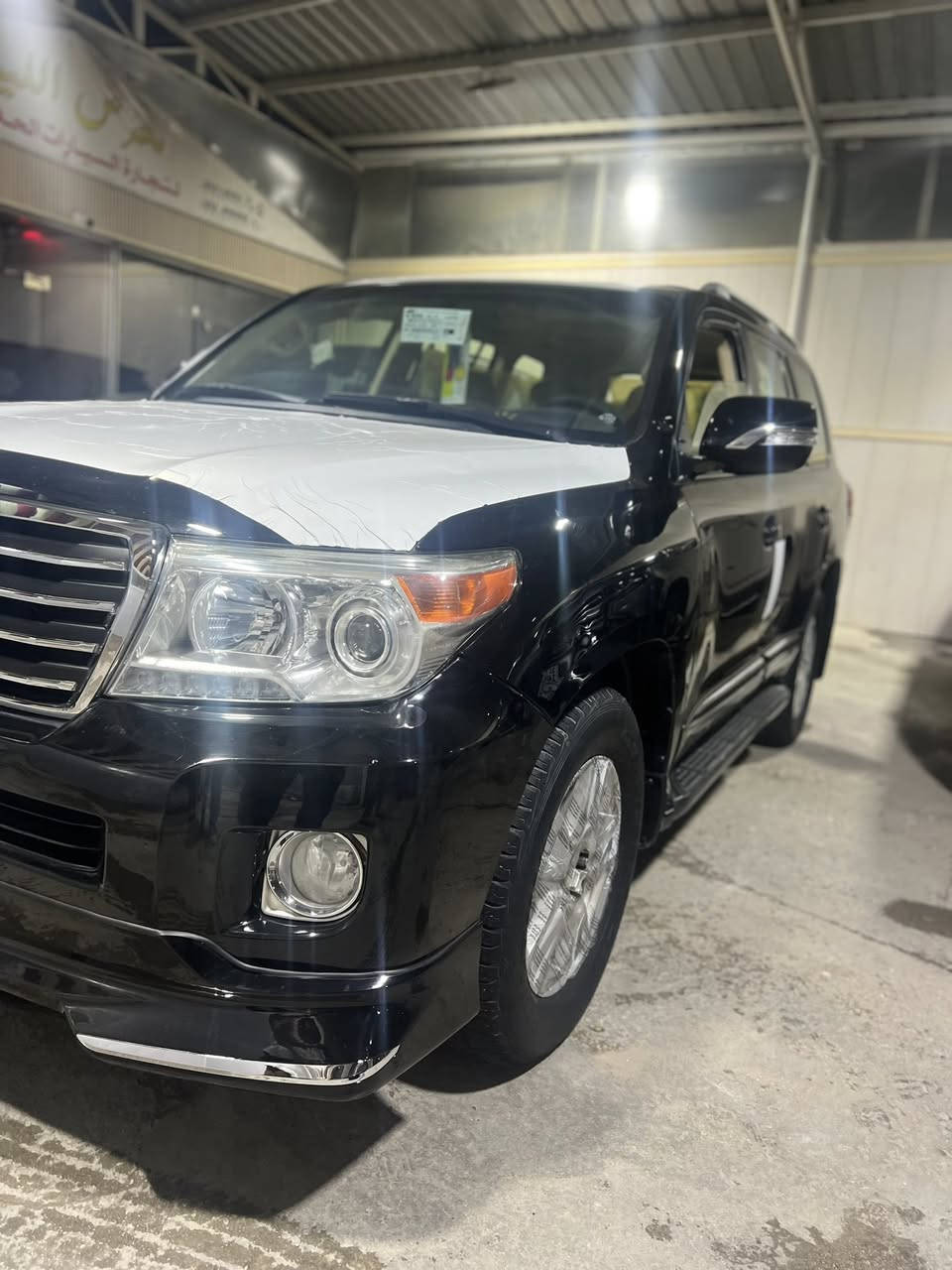 سلام عليكم 
لاندكروزر موديل 2013
فول مواصفات فتحة بصمة كشنات كهرباء 
كشنات جلد 6V سبعة راكب 3 قطع تبريد ثلاجة كير محرك كفالة بيهة قطعتين صبغ 
و الباقي كفالة
السعر: 335
العنوان : بغداد البلديات 
الاستفسار : ***********
