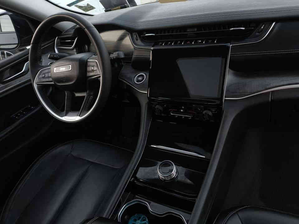 جيب كراند شروكي لمتد 2023
رقم بغداد باسمي

فول مواصفات 

سستم صوت ماكنتوش 19 سماعة 

دفع رباعي 

وضعيات قيادة 

اضائه لد متغيرة بالكامل داخل السيارة 

سقف بانوراما قابل للفتح 

بصمة تشغيل 

دخول ذكي في جميع الابواب 

عجلات المنيوم قياس 20 

7 مقاعد 

مقاعد جلد 

مقاعد امامية وخلفية تدفئة + تبريد 

شاشة لمس حجم كبير 

تحديد مسار ومحافظة على المسار 

حساسات امامية 

حساسات خلفية

نظام الكبح التلقائي 

مري كهرباء 

رادار امامي 

رادار جانبي 

هيتر بالمري 

تعتبم بالمري 

اوتو هولد 

اوتو ستوب 

خزن مقاعد 

مقاعد كهرباء 

٣ قطع تبريد 

جنطة ذكية كهرباء 

عداد دجتل متغير ثيمات 

وهواي مواصفات بعد

كير ماوس 

لد نهاري 

بكلايت لد

داخل مطعم بالصاج

تدفئة ستيرن

تبترونك

نظيفة جدا السيارة بدون اي نقص جاهزة من كلشي   

صبغ بس قطعة وحده خشم البنيد بدون داخل 

جديدة جدا

مكان السيارة بالفلوجة 

السعر 360$ وبيهة مجال قليل

***********
