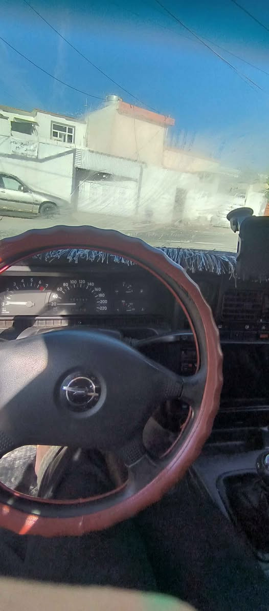 اوبل امیکا مودیل 1991محرک20کیر محرک اکسل بشرط صبغ عام بدون ضرب تایرات جدید مکان:کرکوک رقم:***********واتساب بی سعر: 42: بیهامجال قلیل🇩🇪🚀 كركوك, العراق
