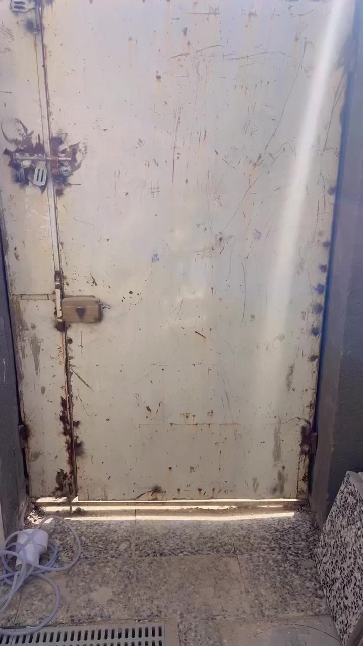 البيت اليجار العبيدي قرب مدرست المقدام استقبال وحولي ومنور وحمام وتواليت وفكوك غرفه ومخزن وحولي كامل كهرباء ومي وتناكي وكيزر سراميك كاشي بيت جديد محد ساكن بيه ابد


**إذا كنت صاحب هذا الإعلان وتريد حذفه لأي سبب، رجاءا أرسل رسالة إلى الدعم الفني**