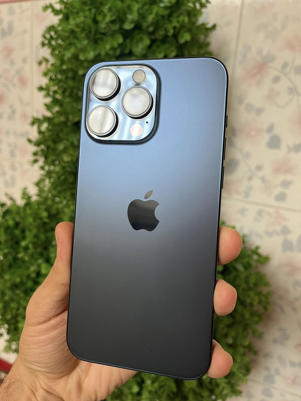 15 برو ماكس دبل خط ZA ذاكرة 256 بطارية 86 مشحون 616 مرة مكفول كفاله عامة على وضع الشركة بلادي لا مفتوح ولا داخل تصليح على فحص وضمان سبوع ونضيف جدا نموذج m الاصلي مكاني بغداد المدائن واكدر اتقرب *********** السعر 1050 وبي مجال بسيط للشراي ويرهم مراوس عادي
