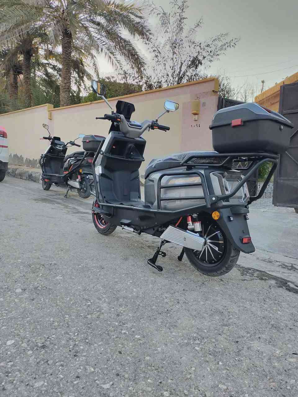 ماطور شحن الصاعقه موديل 2026 مستخدم قليل بعده جديد
السرعه/ 120
الشحنه تمشيك/70 كيلو
6 بطاريات دبل كرافين مسطره
ملف 3800 واط 
مع خوذه وجنطه 
ومفتاح وبصمه وكرت 
لماطور بعده جديد 
عنوان اربيل مناره
السعر 700 دولار


**إذا كنت صاحب هذا الإعلان وتريد حذفه لأي سبب، رجاءا أرسل رسالة إلى الدعم الفني**