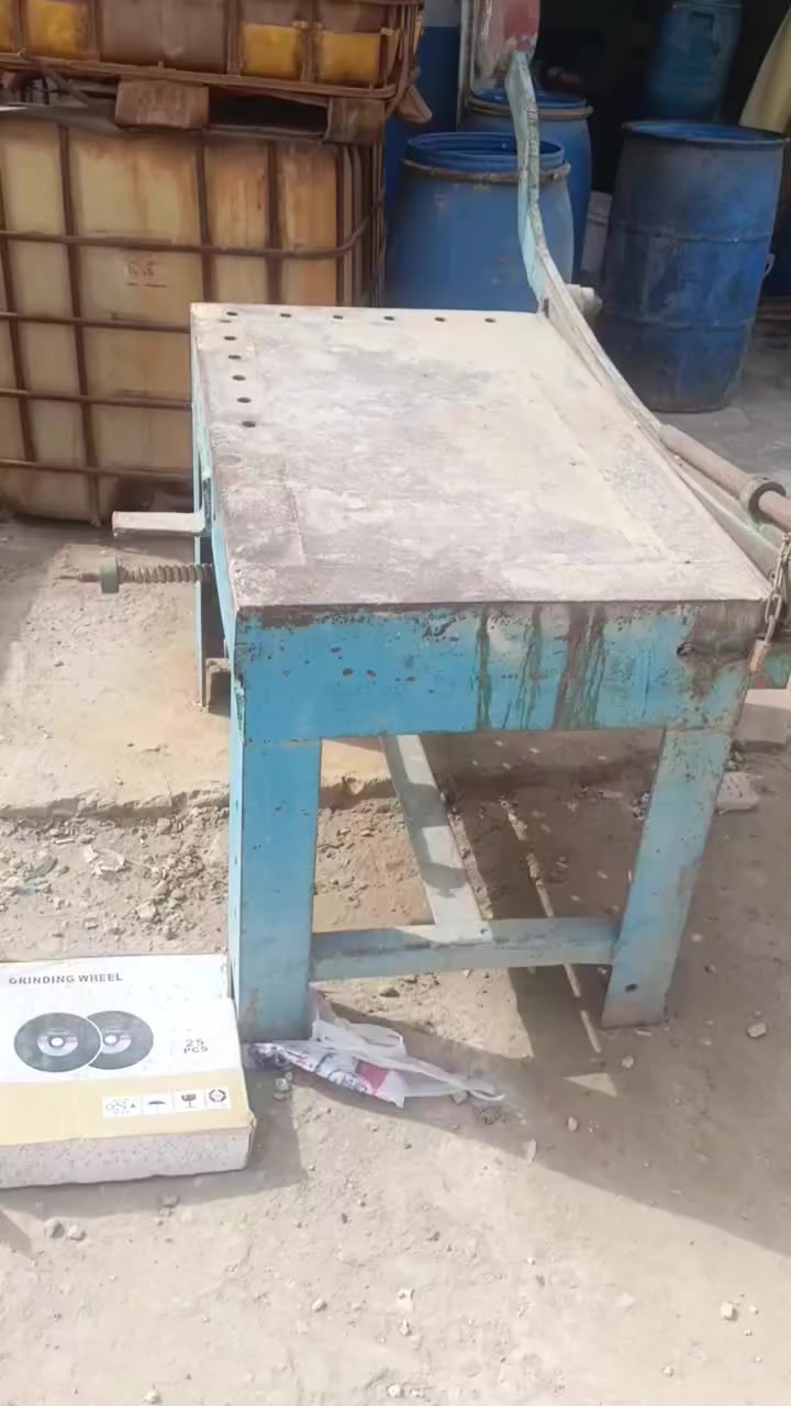 للبيع
***********
