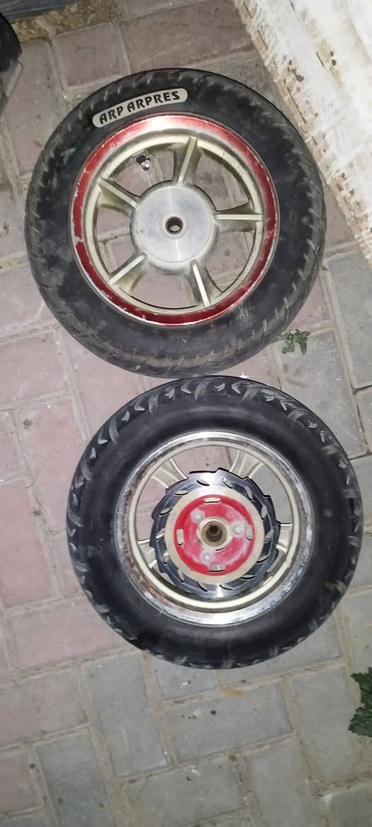 سله وبردته قفل 35 
وياله هنه تايراتهن 35 قفل 
***********
