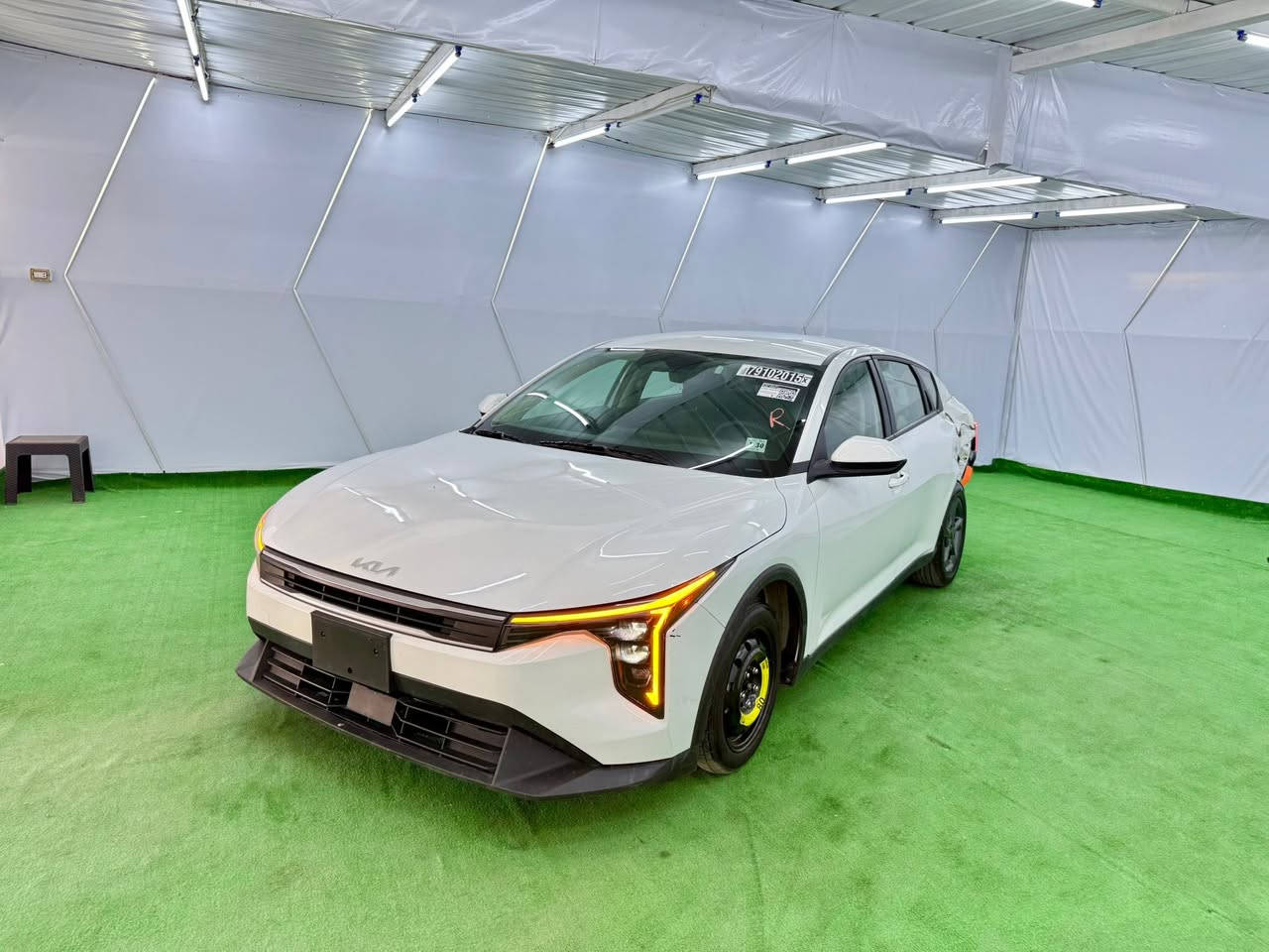 🧿🧿🧿 يرجى قراءة الاعلان بشكل كامل 🧿🧿🧿 

💥💥💥 2025 KIA K4 LXS 💥💥💥

                  👈🏻👈🏻👈🏻 كيا / كي فور 👉🏻👉🏻👉🏻 

 ♦️ السيارة موجودة في الأردن المنطقة الحرة ♦️ 

         📹 مقطع فيديو تفصيلي عن السيارة 📹 

     ♦️ رقم الشاصي موجود من ضمن التصوير ♦️ 

   

موديل :- 2025
لون :-     ابيض       
قوة المحرك :- 2.0 DOHC بانزين 
عداد المسافات :- 45114  mi 
عدد المقاعد :- 5 مقاعد 
مواصفات السيارة :- LXS

الاضافات :- 👇🏻👇🏻👇🏻👇🏻👇🏻👇🏻👇🏻👇🏻👇🏻👇🏻👇🏻👇🏻 

♦️ شاشة متصلة دجيتال 
♦️ تحكم صوت 
♦️ تحكم سرعة 
♦️ هاند بريك بصمه 
♦️ رادار تحديد مسار 
♦️ مثبت سرعه 
♦️ مانع انزلاق 
♦️ اوامر صوتية 
♦️ تحديد مسافة امان 
♦️ بصمة تشغيل 
♦️ كامرا خلفية
♦️ مرايا كهربائية 
♦️ مقاعد مخمل اسود 
♦️ لايت زنون
 
 
و المزيد من الاضافات في عالم ( K4 ) 

        🚘 ضرر السيارة كما هو موضح بلتصوير 🚘 

🚦🚦🚦السعرعلى الخاص فقط  🚦🚦🚦🚦
🔺🔺🔺🔺🔺🔺🔺🔺🔺🔺🔺🔺🔺🔺🔺🔺

📍 الفروع:

الفرع الاول :- 
بغداد - البياع - الشارع الثاني - معرض الهاشمي ( سيد سيف الموسوي ) 
‭***********‬ / اتصال او واتساب
~~~~~~~~~~~~~~~~~~~~~~~ ‭
الفرع الثاني :- 
المسيب - شارع السدة - شركة علي الريس ( سيد حيدر المعموري )    
‭ ‬‬‭+964 781 976 7048‬
واتساب او اتصال 
~~~~~~~~~~~~~~~~~~~~~~~
الفرع الثالث :- 
النجف الاشرف - حي الحسين - مقابل بانزين خانه الكرار - سيد خالد الكيشوان - 
‭+964 781 399 9323‬ 
واتساب او اتصال 
~~~~~~~~~~~~~~~~~~~~~~~
الفرع الرابع :- 
الاردن - الزرقاء - المنطقة الحرة - شارع ( 21 ) شمال - شركة علي الريس المعموري ( ابو عبدالله الموسوي ) 
( فريق المبيعات ) 👇🏻👇🏻👇🏻👇🏻👇🏻 
00962791707787 / ابو عبدالله 
00962798611811 / ابو محمد 
00962791493166 / ابو احمد 

اي ملاحظات او اي استفسار او طلب صور او مقطع فيديو مصور ل اي سياره يرجى التواصل على الرقم التالي 
00962791311893 / عبدالله الموسوي 

🖋 بإدارة: أبو عبد الله الموسوي

((إن أرضيناك فتحدث عنا، وإن لم نرضك فتحدث إلينا))

🔖 #سيارات_أمريكية #استيراد_سيارات #سيارات_كندية #عروض_سيارات
#الزرقاء #المنطقة_الحرة #سيارات_العراق #سيارات_سوريا #سيارات_الأردن
#علي_الريس_الموسوي #تجارة_السيارات
#موؤسسه_الشهداءالسعودية_الكويت_مصر_العراق_لبنان
