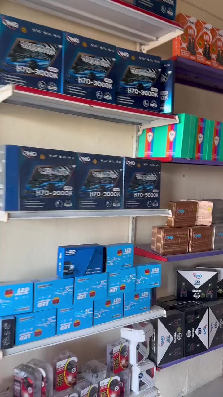 سلام عليكم للبيع لعدم التفرغ مركز ومحل زنون واناره للسيارات متوفر كل انواع الزنون وكل الالوان وكل الارقام كل انواع الزنون تنطي بيهه ضمان سنه وسنتين ابيع بسعر الجمله يعني كل قطعه ابيعهه بسعر جملتهه  اسعاار مختلفه اكو مناسب ورخيص وغالي وكلشي متوفر ايضا مازدات عندي وبلوجكترات سيارات اكو هم اتصال *********** مكاني الشارع العام ابيع فقط الغراض واللي حاب ياخذ المحل كامل هم ابيعله 
تواصل خاص او اتصل ع الرقم 
***********
