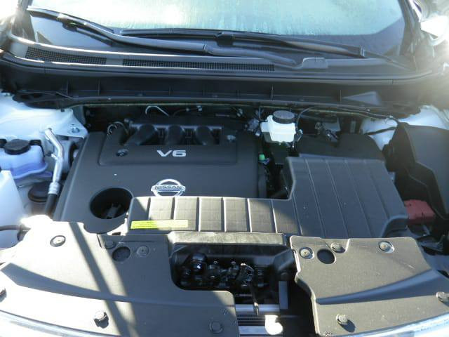 السلام عليكم للبيع مورانو 2012 لون ابيض دواخل عسلي رقم بغداد فول مواصفات
مواصفاته معروفه بالاضافة الى شاشة اعطال اندرويد اوتو كاربلي صور المزاد موجوده 
گير محرك تبريد تدفئة كلهن مكفولات 
تخم تاير جديد باتري جديد حدادية جديدة 
السيارة مناقصه اي شي 
السعر 78 
الاستفسار اكثر ***********
