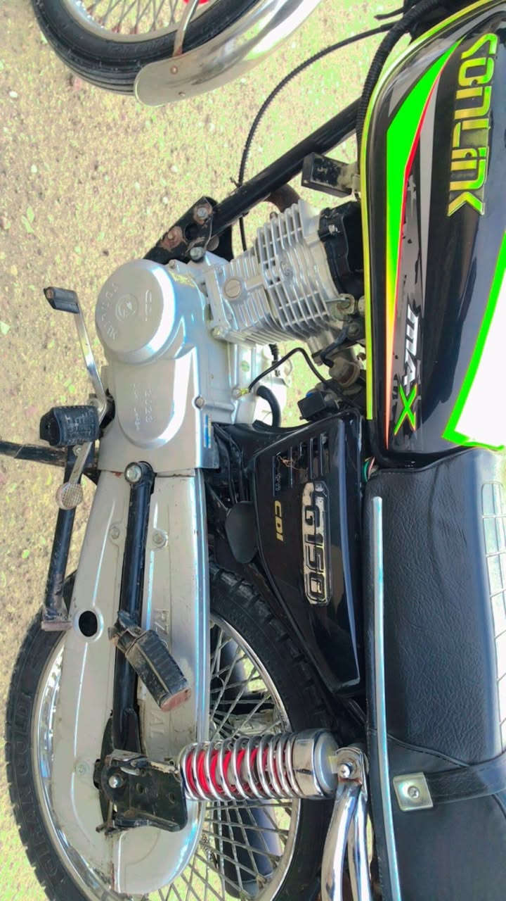 سلام عليكم دراجه تايكر موديل ٢٣ مكفوله مكينه جديده بس  مبدلهه ولفات دارجه خير من الله شلعه وراق كامله. دراجه مال جناي مكاني ديالي كنعان ***********
