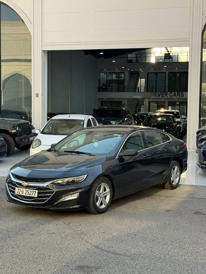 ماليبو2023  LT
ماشية35 الف ميل
كير محرك تبريد كفاله 
منظومه بانزين وكالة كله سوبر و محسن
صدر 100%
حادثها: جاملغ امامي بارد و باب تبديل اصلي
بجم كبس
محرك 1,5تيربو 
سنوية و هزه جدد
مكانها بغداد

السعر 127
الشراي يتصل او واتساب 
والميشتري خلي يدعيلنا وليكسر بلسعر السياره جديدة وخير من الله 
***********
‏
