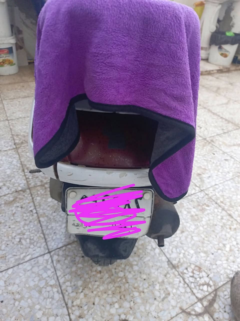 سلام عليكم 
دراجه هوندا سبيسي للبيع 
مرقمه بغداد و سنويه ابسمي 
هذا رقم واتساب للتواصل ***********
مكاني مدينه الصدر
