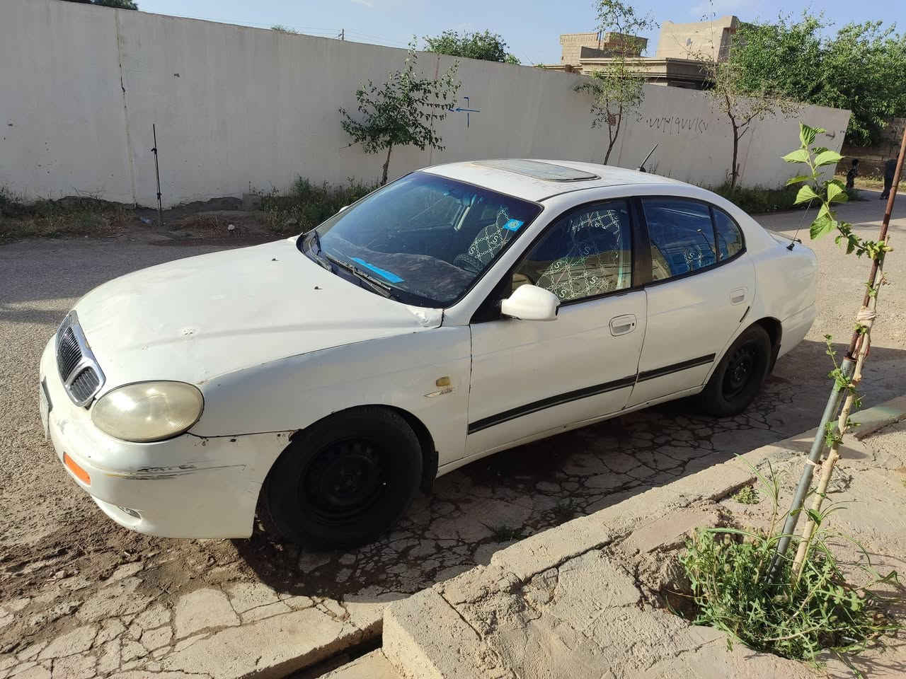 دايو لگنزا البيع بؤفرؤشتن سةيارةكة مالى فةقيرة رةقةموو سةنةوى تازةية مؤدئر 2001 كئروو مةكينة بةشةرت تةبريدة بةس غازى تيانية يةك چاملغوو بؤنيتى لئدراوة بئ ناو گردن سعرى 30 مةجالئ كةم رةقةم ***********
